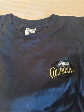 Columbia 2XL Navy Short-Sleeve Logo Tee with Fish Graphic